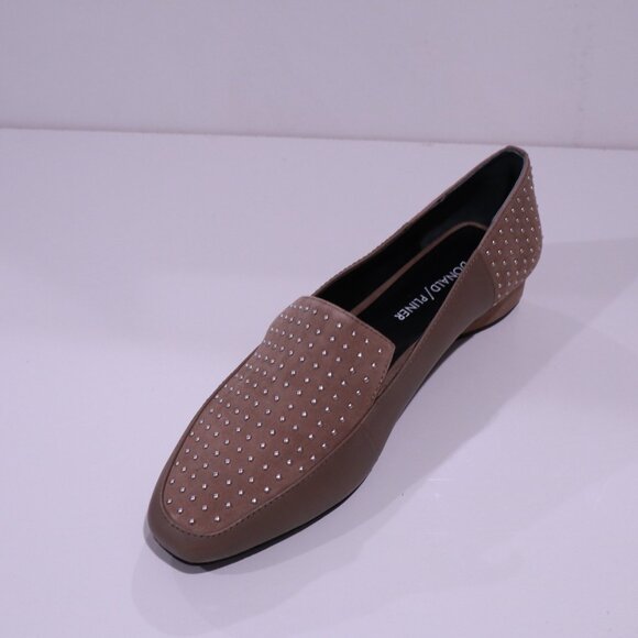 Donald/Pliner Brown Flats/Loafers - Size 8 LIKE NEW IN BOX! - Picture 5 of 8